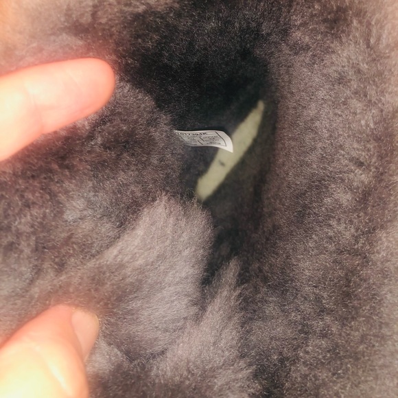 Kids ugg boots with bows - Picture 2 of 5